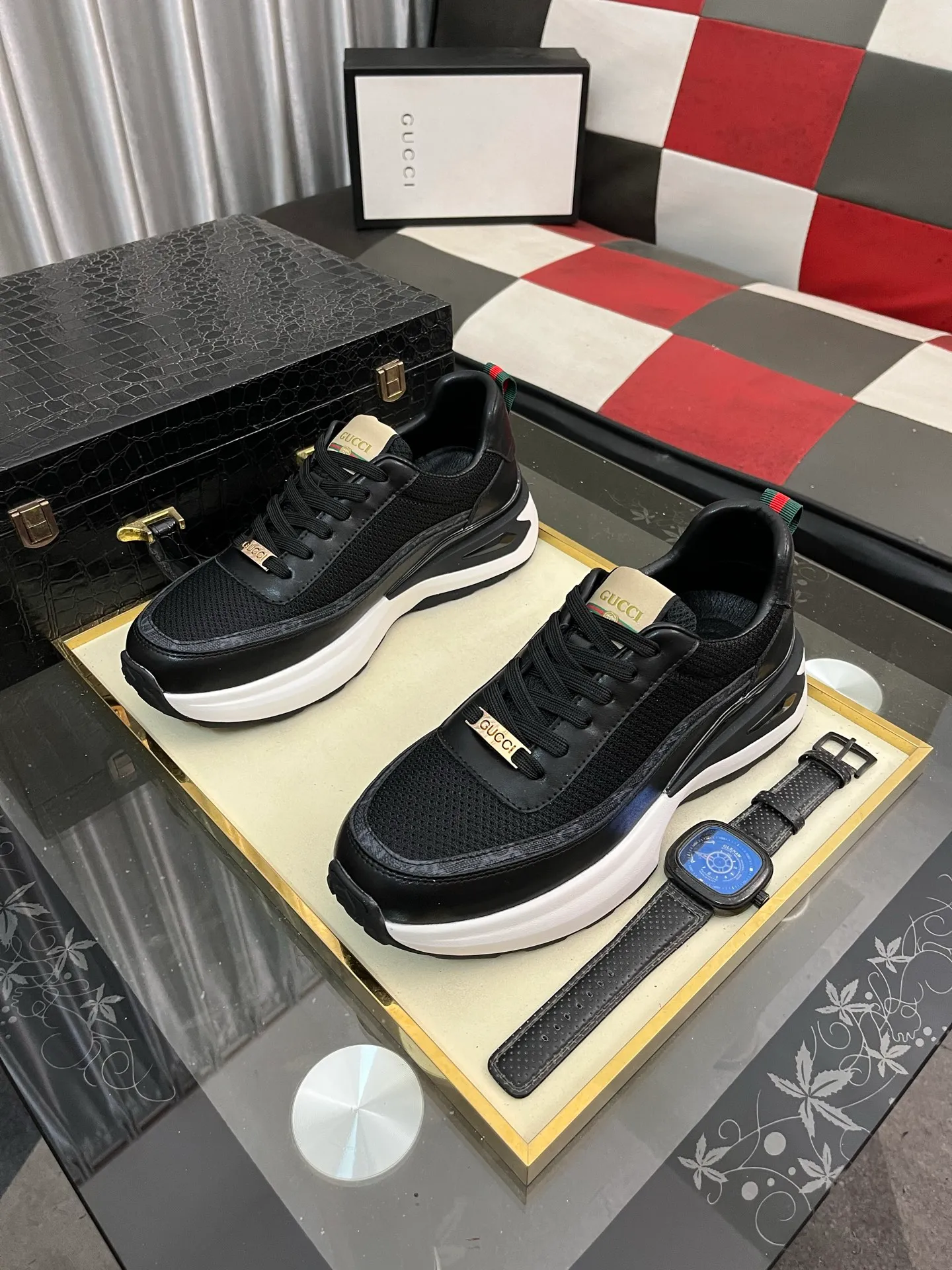 Men's Men's Shoes 💰458 ⌚️⌚️[GUCCI] Gucci men's casual shoes are absolutely popular 🔥The ultimate matching item for trendy men! The charm of super texture is irresistible, the main recommendation, the flower leather color is bright! The upper is made of high-quality brand printed fabric with cowhide, breathable leather lining and wear-resistant rubber sole, noble and elegant! Extremely comfortable🎁🎁You can be as handsome as you want💪 38-443️⃣colors available